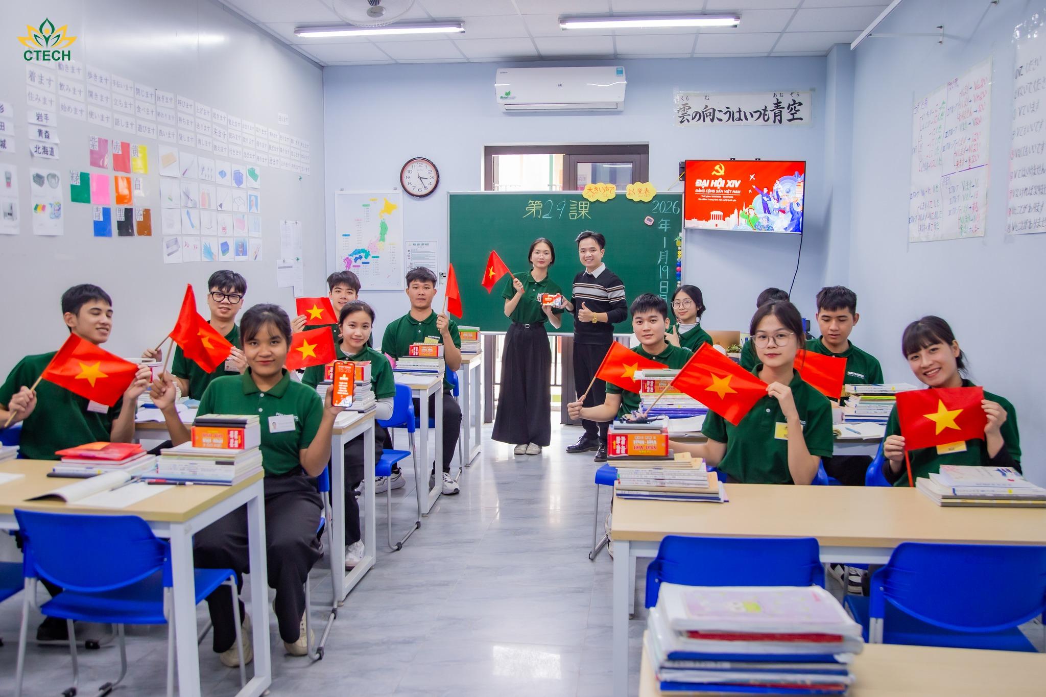 CTECH Rực Sắc Đỏ Chào Mừng Đại Hội Đảng Lần Thứ XIV: Lan Tỏa Khát Vọng Cống Hiến