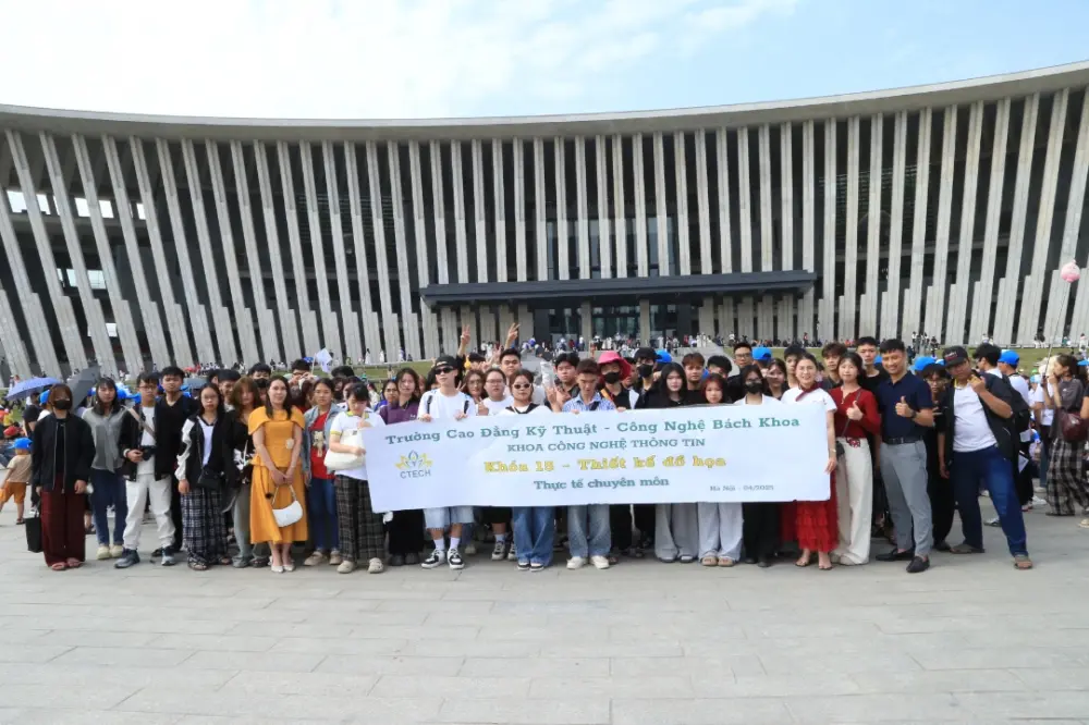 Một ngày tham quan Bảo tàng cùng thầy trò CTECH: Học qua trải nghiệm - Học bằng cảm xúc