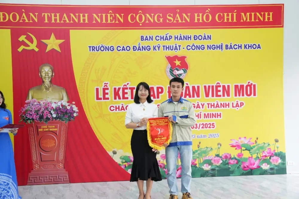 Hưởng ứng Ngày Thể thao Việt Nam, CTECH trao giải cầu lông sinh viên và ra mắt loạt CLB