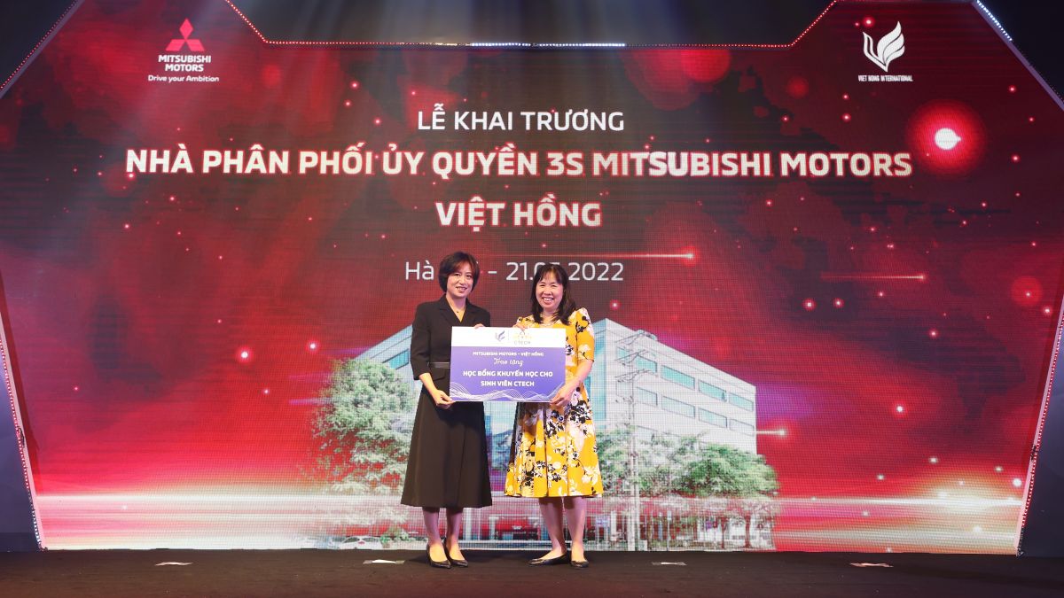 Trường Cao đẳng Kỹ thuật – Công nghệ Bách Khoa nhận học bổng khuyến học do Mitsubishi Motors – Việt Hồng trao tặng - Cao đẳng Kỹ Thuật - Công nghệ Bách Khoa (CTECH)
